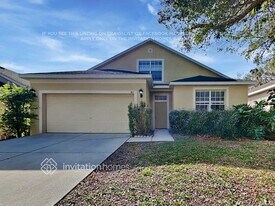 411 Thicket Crest Rd in Seffner, FL - Building Photo