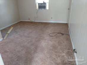 7140 N Century Blvd in Century, FL - Building Photo - Building Photo