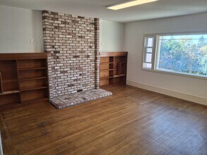 1132 Sutter St in Berkeley, CA - Foto de edificio - Building Photo