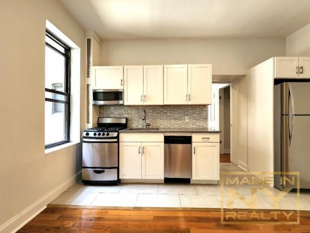 30-64-64 34th St in Queens, NY - Building Photo - Building Photo