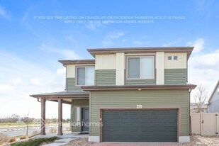 4892 Halifax Ct in Denver, CO - Building Photo