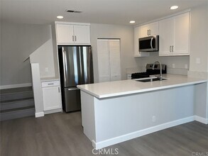 11 Briarglen in Irvine, CA - Building Photo - Building Photo