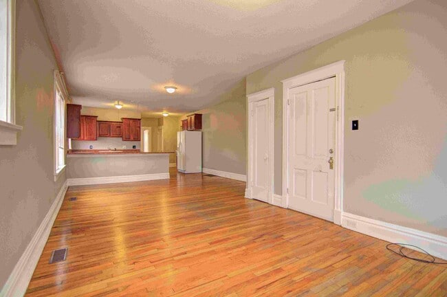 property at 3130 Magnolia Ave