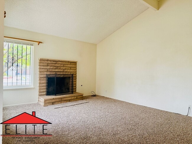 1029 Las Cruces Ave in Ridgecrest, CA - Building Photo - Building Photo