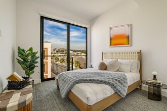 WM by CLG in Culver City, CA - Foto de edificio - Building Photo