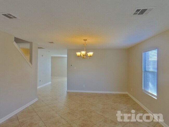 549 Linacre Dr in Crowley, TX - Building Photo - Building Photo