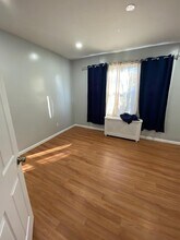 425 Leslie St, Unit #3 in Newark, NJ - Foto de edificio - Building Photo