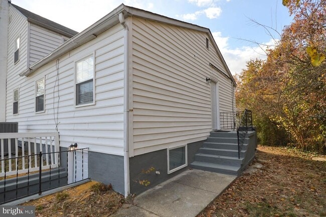 46670 Midway Dr in Lexington Park, MD - Building Photo - Building Photo
