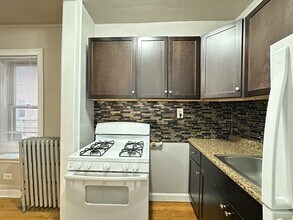 4265 W Addison St in Chicago, IL - Building Photo - Building Photo