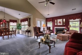 193 Hawthorne Ct in Wyomissing, PA - Building Photo - Building Photo