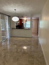 3578 Magellan Cir in Miami, FL - Building Photo - Building Photo
