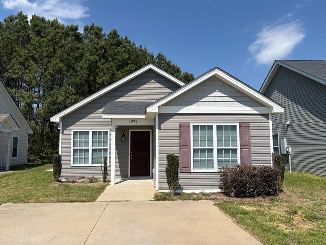 1976 Sapphire Rd in Rocky Mount, NC - Building Photo - Building Photo
