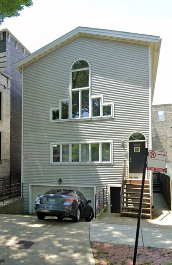 property at 1828 N Burling St