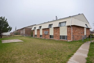 1617 Oxford Dr in Cheyenne, WY - Building Photo - Building Photo