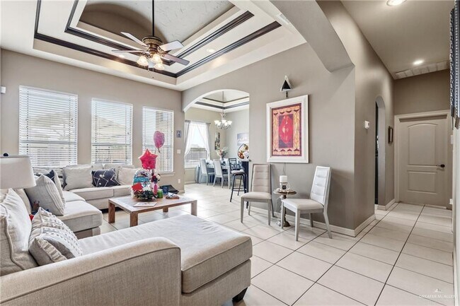 19 Canela Ave in Pharr, TX - Building Photo - Building Photo