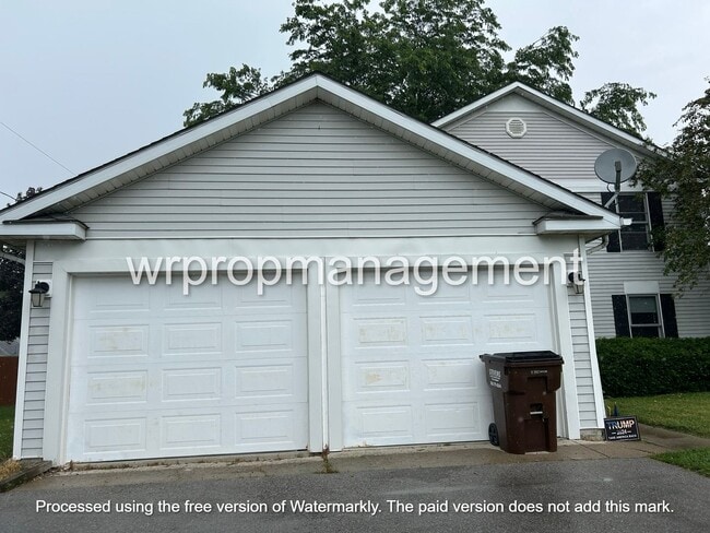 2518-2520 Dean Rd in Lambertville, MI - Building Photo - Building Photo