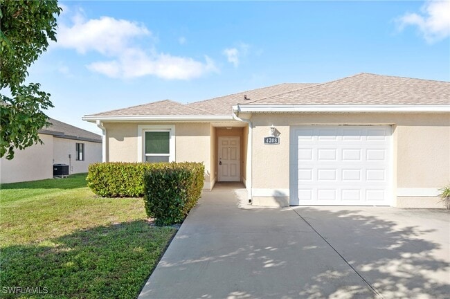 4208 SW 7th Pl in Cape Coral, FL - Building Photo - Building Photo