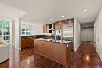 3141 Michelson Dr in Irvine, CA - Foto de edificio - Building Photo