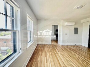 2315 Grand Ave in Des Moines, IA - Foto de edificio - Building Photo