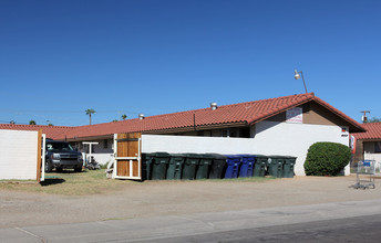 Alto Street Apartments in El Mirage, AZ - Foto de edificio - Building Photo