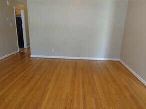 1551 Hewitt Dr in Houston, TX - Building Photo - Building Photo