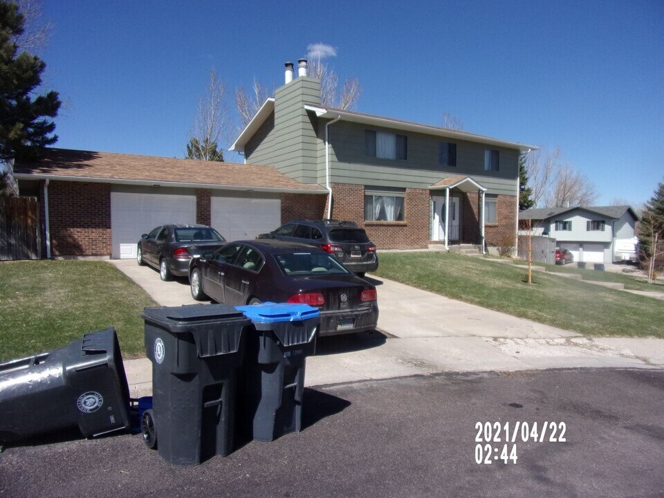 100 Tampa Ct in Cheyenne, WY - Building Photo