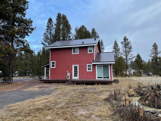 17161 Wood Duck Ct in Bend, OR - Building Photo - Building Photo