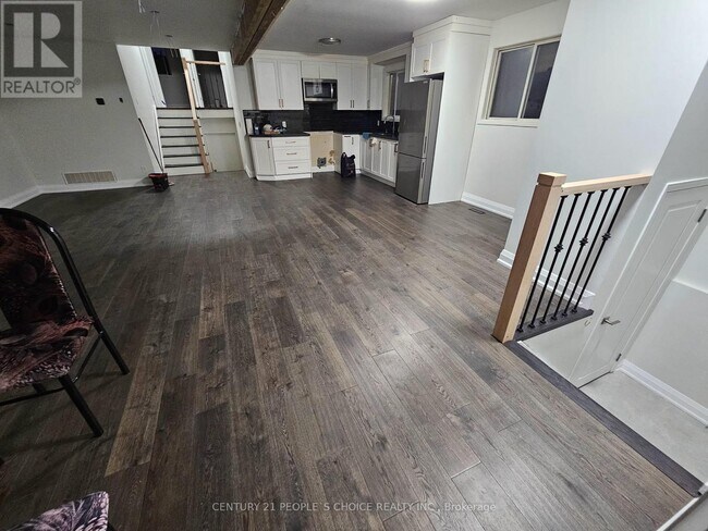 82 John Lindsay Ct in Toronto, ON - Building Photo - Building Photo