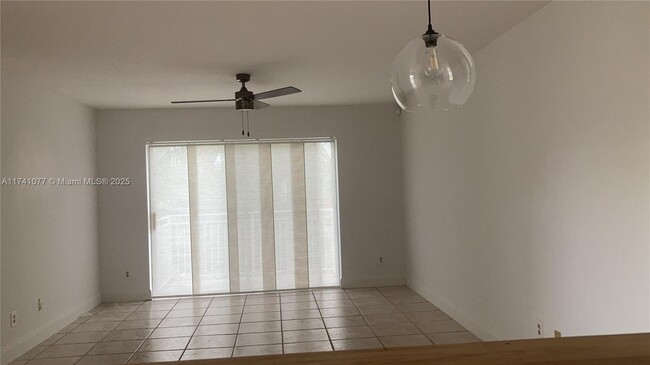 11201 NW 13th St in Pembroke Pines, FL - Building Photo - Building Photo