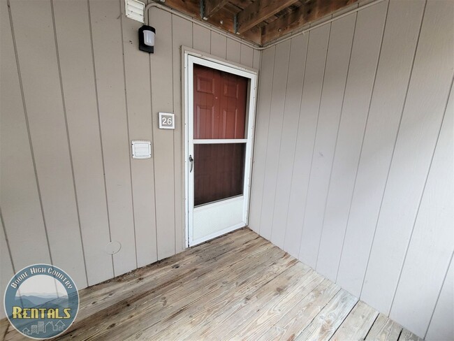 229 E King St in Boone, NC - Building Photo - Building Photo