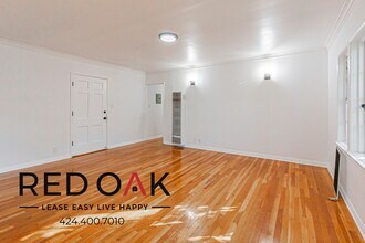 240 N Van Ness Ave in Los Angeles, CA - Building Photo - Building Photo