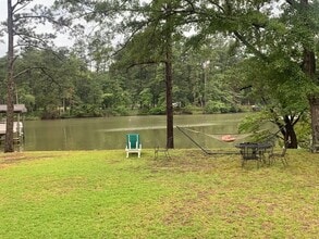 152 Slate Rd in Hudgins, VA - Foto de edificio - Building Photo