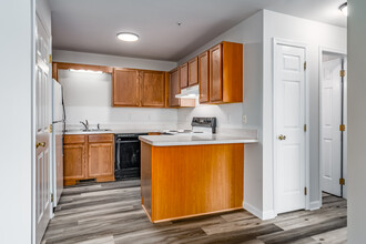 Spring Mills Apartments in Falling Waters, WV - Building Photo - Interior Photo