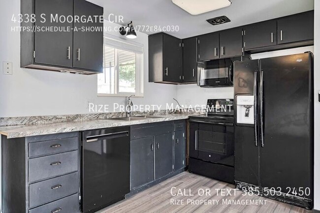 property at 4338 Moorgate Cir
