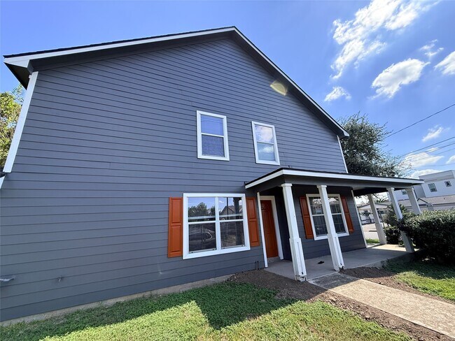 5303 Lelia St in Houston, TX - Building Photo - Building Photo
