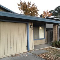 7219-7221 Castilian Ct in Citrus Heights, CA - Building Photo