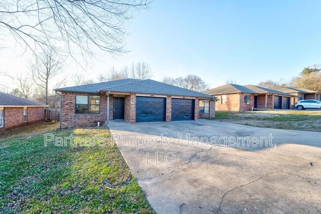 property at 5707 Sara St