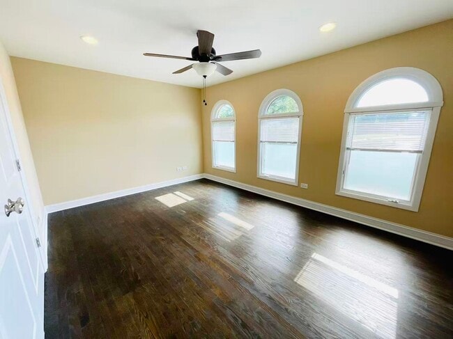 406 S Lauder Ln in Inverness, IL - Building Photo - Building Photo