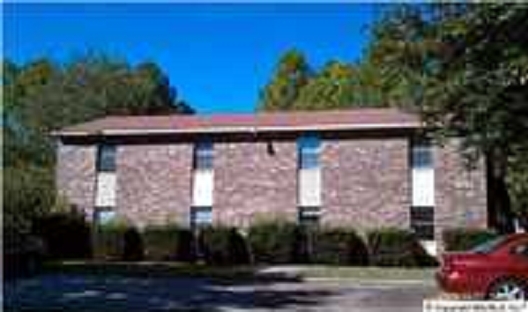 4906 Cotton Row NW in Huntsville, AL - Building Photo