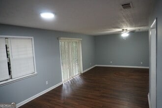 5637 Attucks Blvd in Morrow, GA - Building Photo - Building Photo