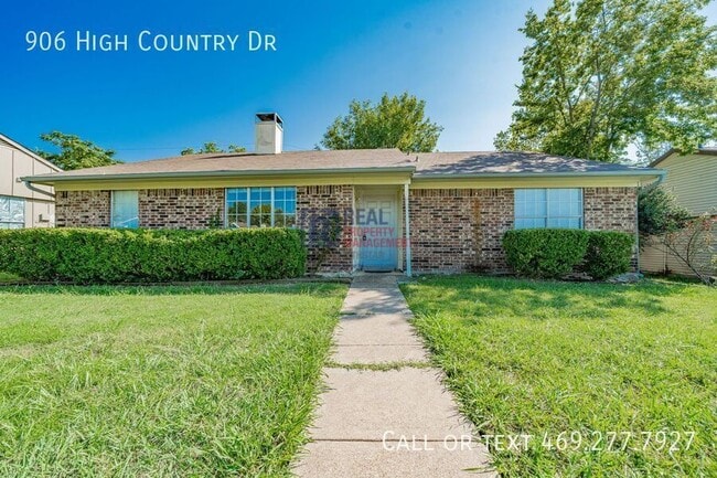 property at 906 High Country Dr