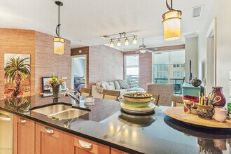 1431 Riverplace Blvd in Jacksonville, FL - Building Photo - Building Photo