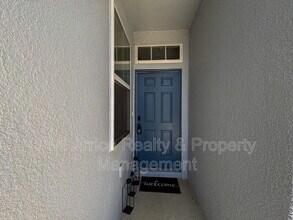2144 Laceflower Dr in Brandon, FL - Foto de edificio - Building Photo