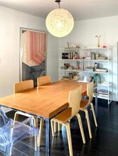 927 Marine Ave in Manhattan Beach, CA - Building Photo - Building Photo