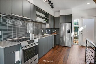 1925 13th Ave S in Seattle, WA - Building Photo - Building Photo