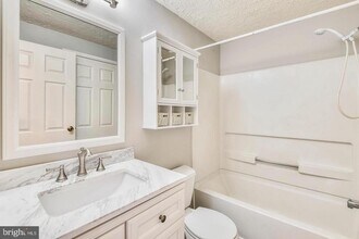 3501 Wedgewood Ct in Pasadena, MD - Building Photo - Building Photo