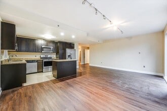 29 1st St in Hackensack, NJ - Foto de edificio - Building Photo