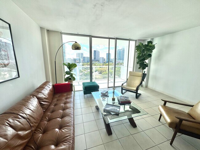 3301 NE 5th Ave, Unit 1220 in Miami, FL - Building Photo - Building Photo