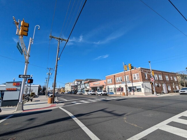 2 N Portland Ave in Ventnor City, NJ - Building Photo - Building Photo