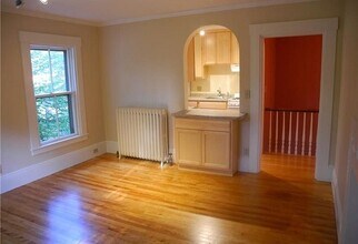 91 Mill Street, Unit #2 in Orono, ME - Foto de edificio - Building Photo